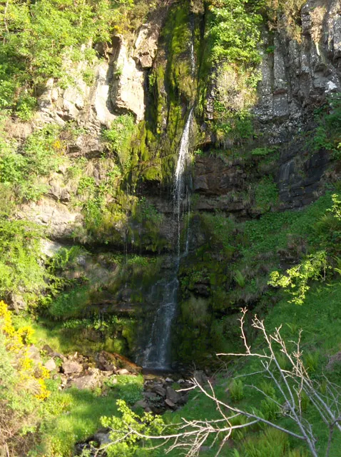Downie's Loup, the local landmark of FK8