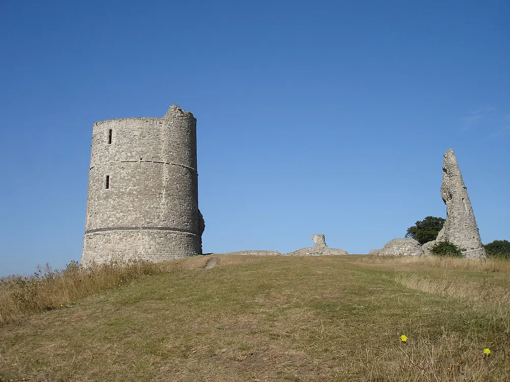 Hadleigh Castle, the local landmark of SS7